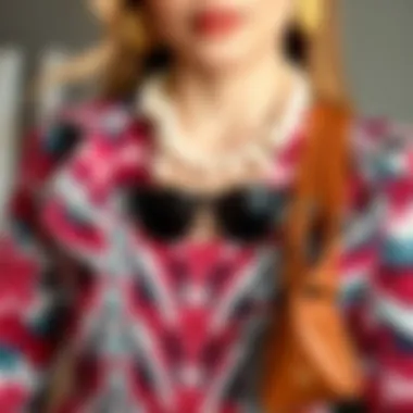 Fashionable accessories paired with a 150 cm tesettür dress