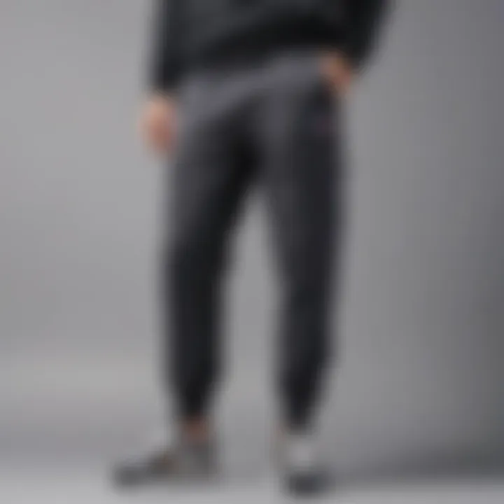 Combination of anthracite joggers with casual wear